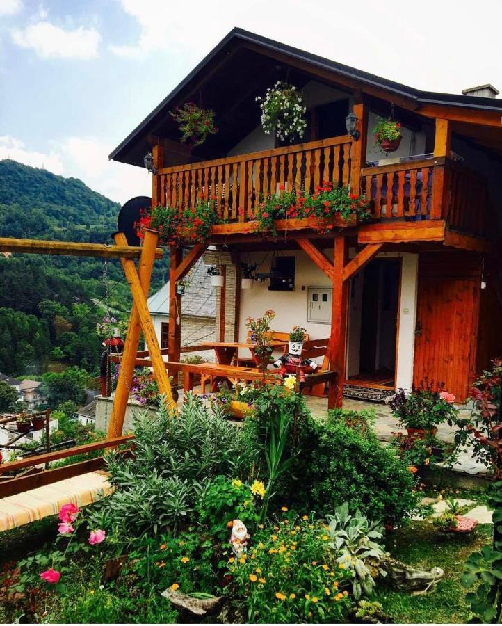 Privatni Smjestaj Kurtalija Hotel Jajce Buitenkant foto