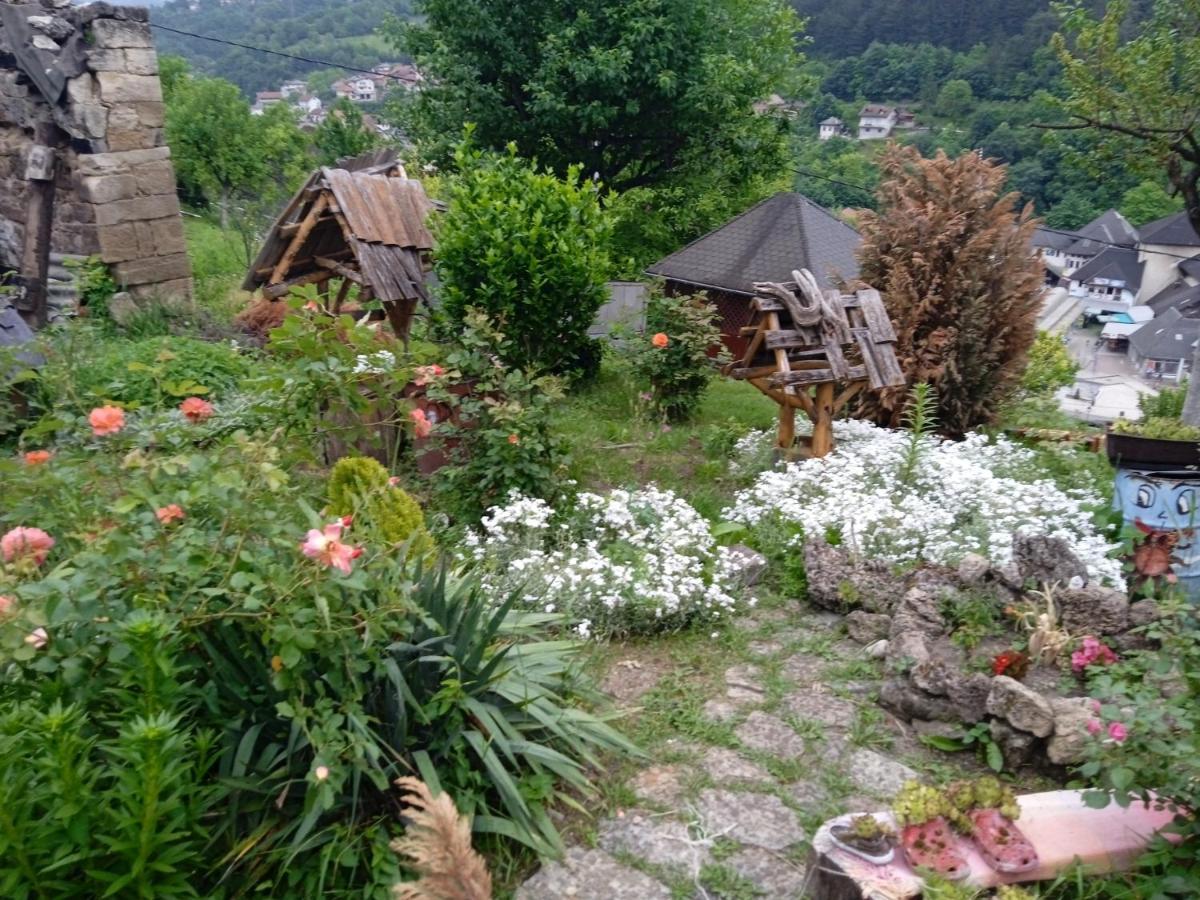 Privatni Smjestaj Kurtalija Hotel Jajce Buitenkant foto
