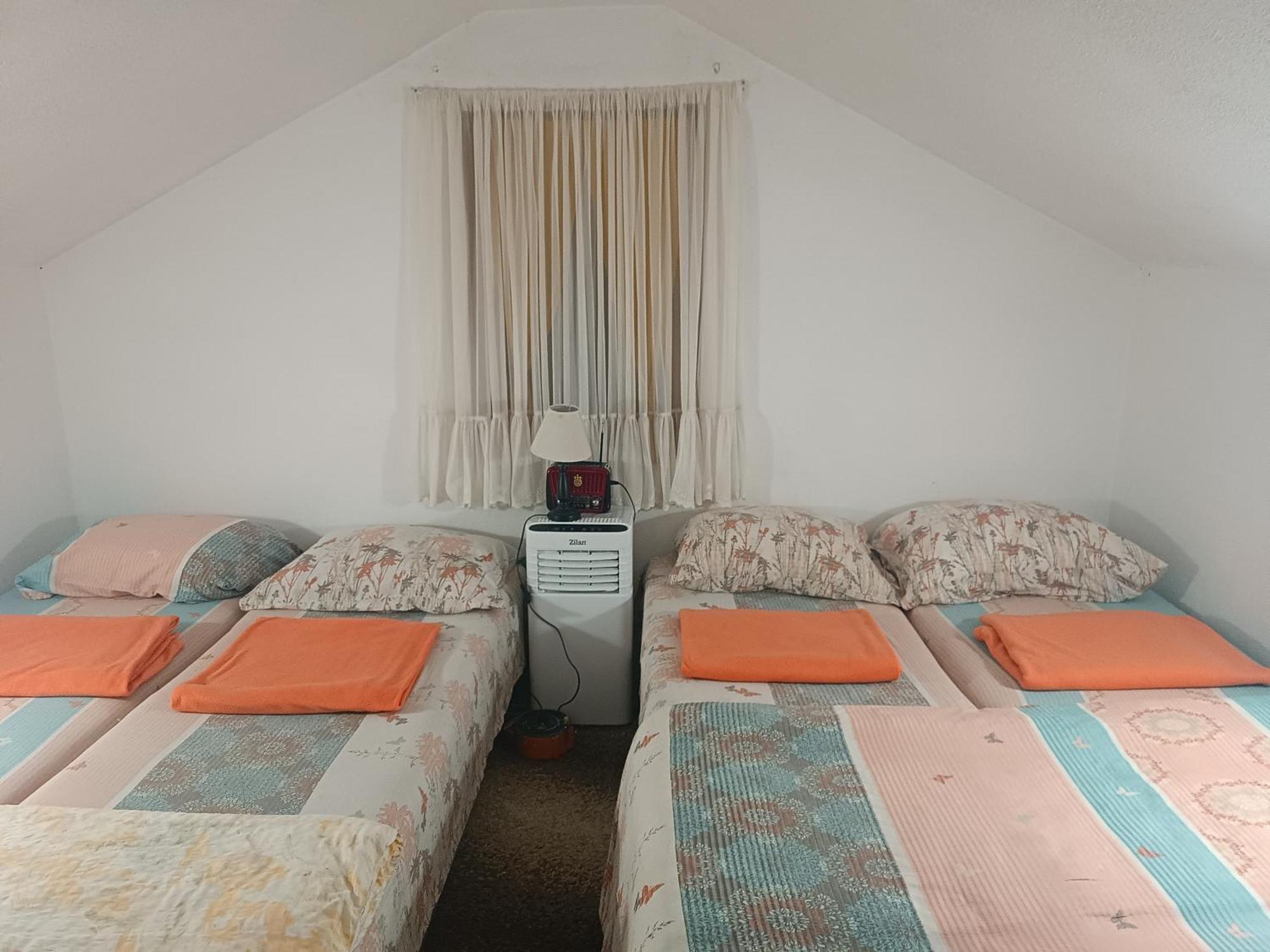 Privatni Smjestaj Kurtalija Hotel Jajce Buitenkant foto