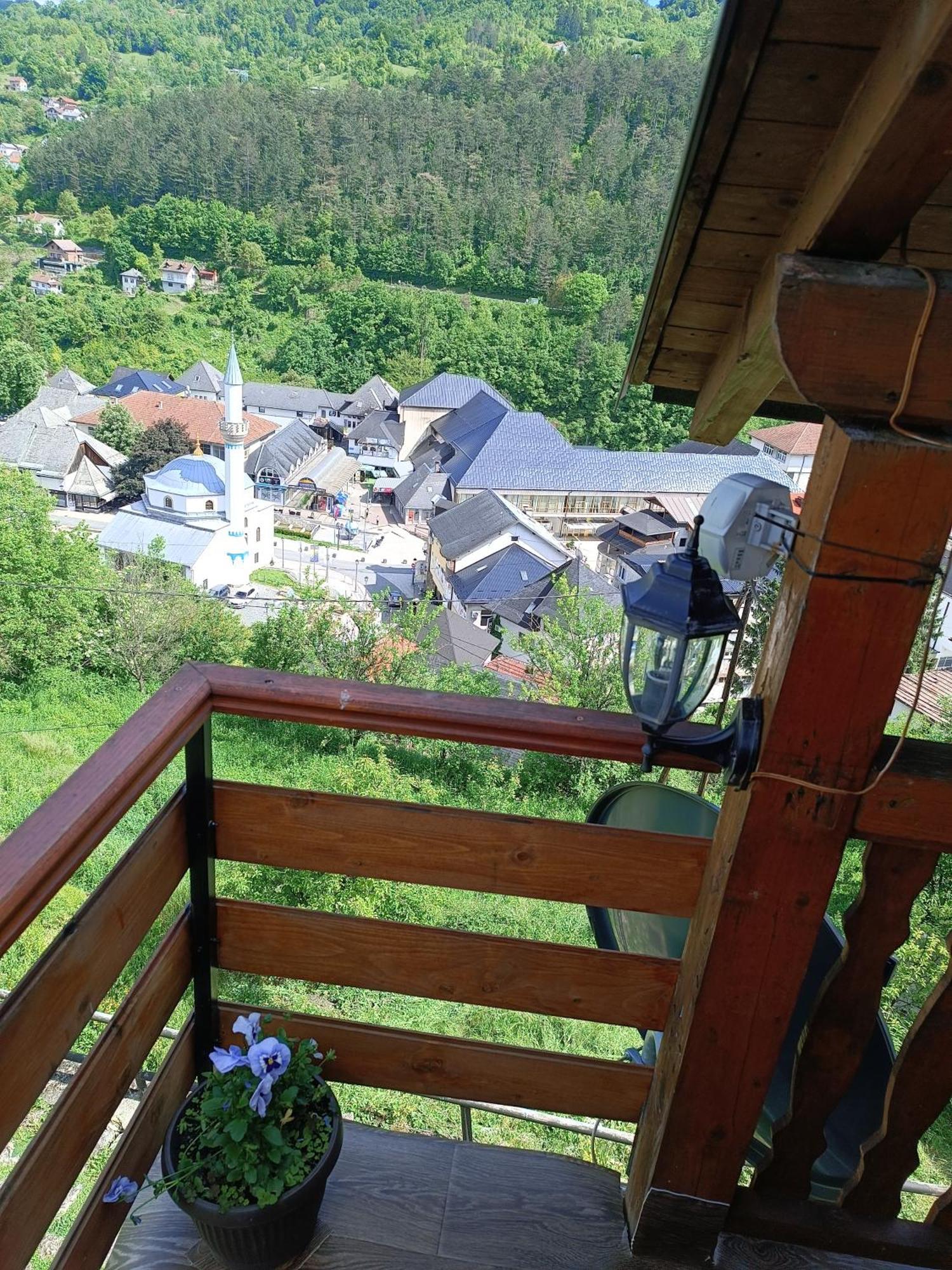 Privatni Smjestaj Kurtalija Hotel Jajce Buitenkant foto